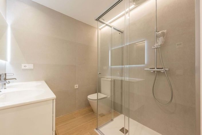 Image No.29-2 Bed Apartment for sale