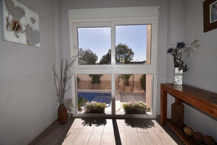 Image No.7-Villa de 4 chambres à vendre à Orihuela Costa