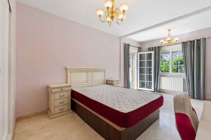 Image No.13-3 Bed Villa for sale