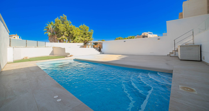 Image No.34-Villa de 4 chambres à vendre à Villamartin