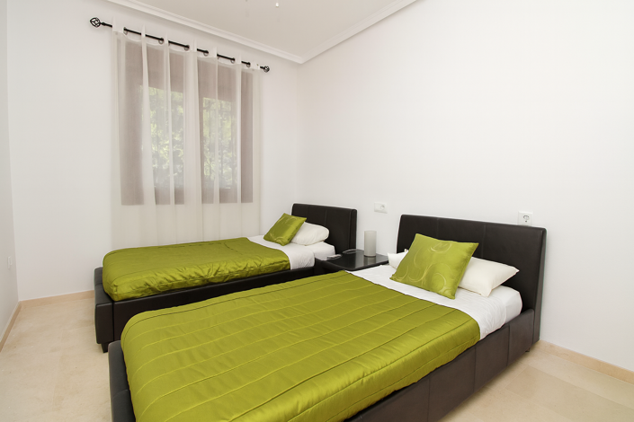 Image No.19-3 Bed Semi-Detached for sale