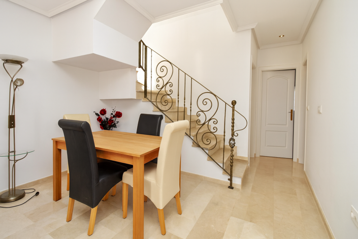 Image No.8-3 Bed Semi-Detached for sale