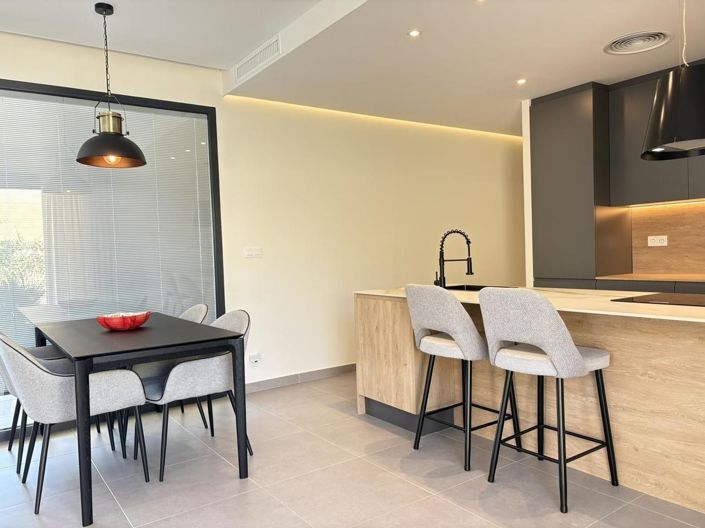 Image No.13-2 Bed Apartment for sale