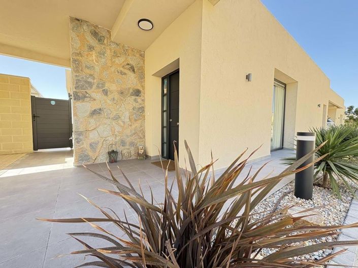 Image No.37-2 Bed Apartment for sale