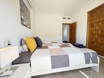 1447-643942-78d1f4f8b6655591b02d22fabb36a692d