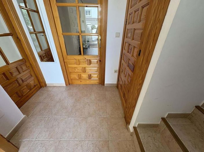 Image No.19-3 Bed Villa for sale