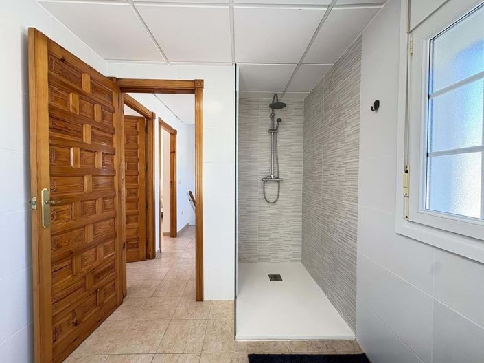 Image No.26-3 Bed Villa for sale