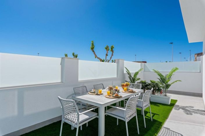 Image No.27-3 Bed Villa for sale