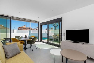 1447-643945-78d1f4f8b6655591b02d22fabb36a692d