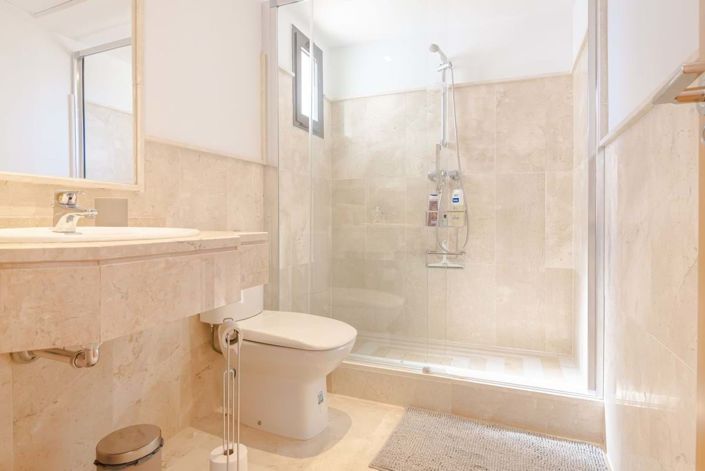 Image No.18-3 Bed Penthouse for sale