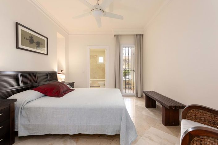 Image No.12-3 Bed Apartment for sale