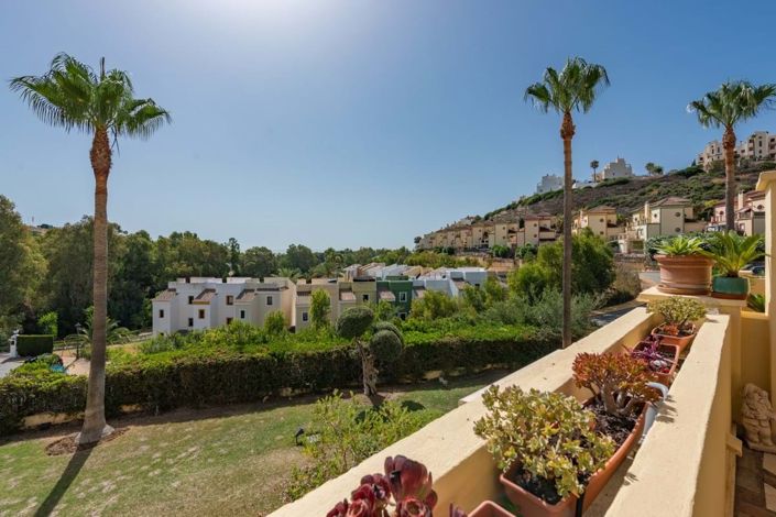 Image No.15-3 Bed Apartment for sale