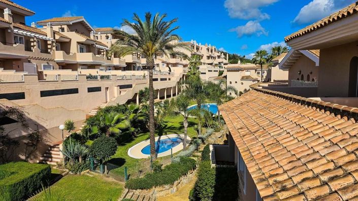 Image No.34-4 Bed Townhouse for sale