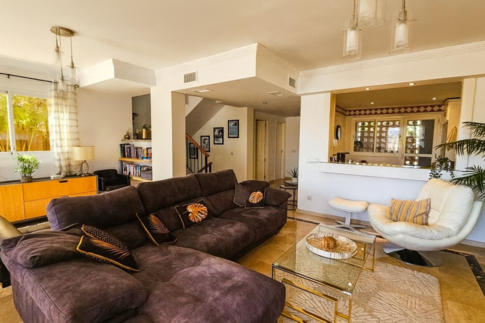 Image No.5-4 Bed Townhouse for sale