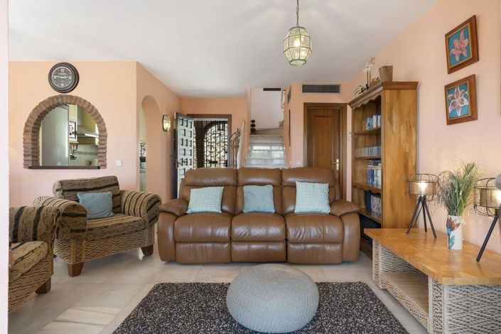 Image No.13-5 Bed Semi-Detached for sale