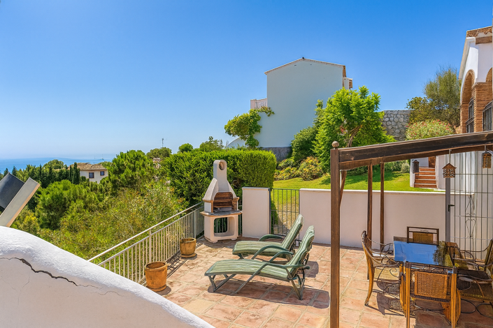 Image No.5-5 Bed Semi-Detached for sale