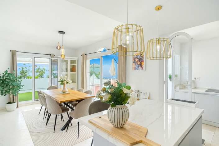 Image No.47-3 Bed Townhouse for sale