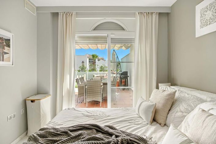 Image No.24-3 Bed Townhouse for sale