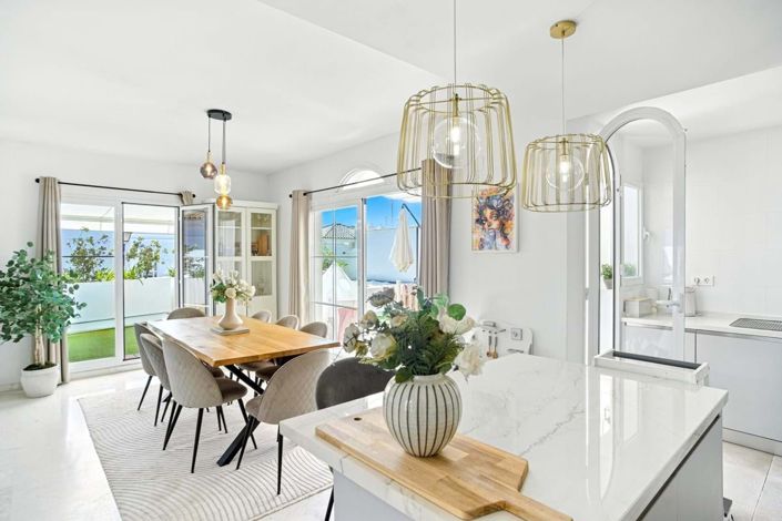 Image No.5-3 Bed Townhouse for sale