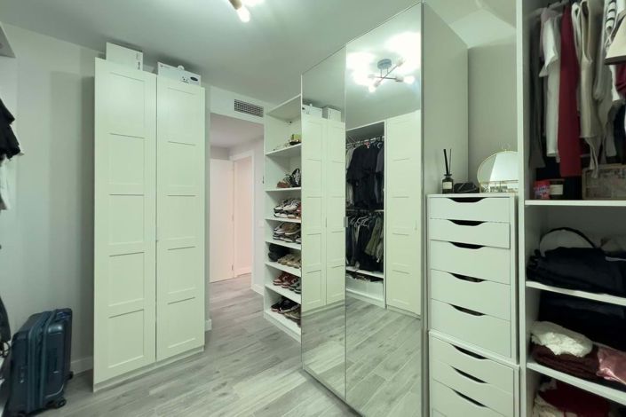 Image No.21-3 Bed Apartment for sale