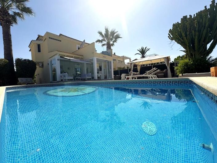 Image No.15-3 Bed Apartment for sale