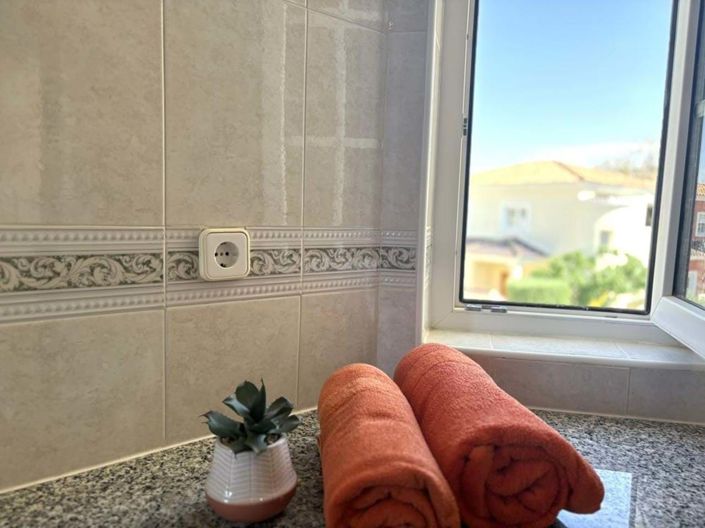 Image No.41-3 Bed Apartment for sale