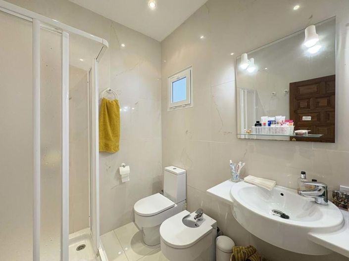 Image No.50-3 Bed Apartment for sale