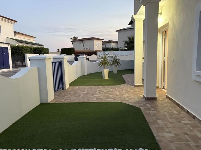 Image No.27-2 Bed Apartment for sale