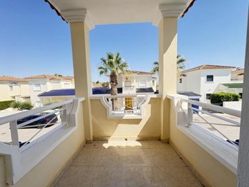 1447-637845-78d1f4f8b6655591b02d22fabb36a692d