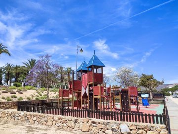 1447-631959-78d1f4f8b6655591b02d22fabb36a692d