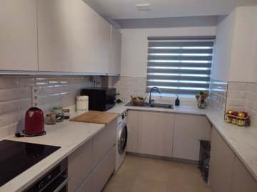 1447-631959-78d1f4f8b6655591b02d22fabb36a692d