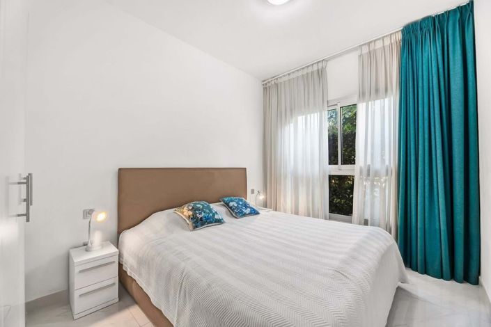 Image No.18-3 Bed Apartment for sale