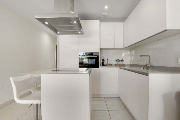 Image No.10-3 Bed Apartment for sale