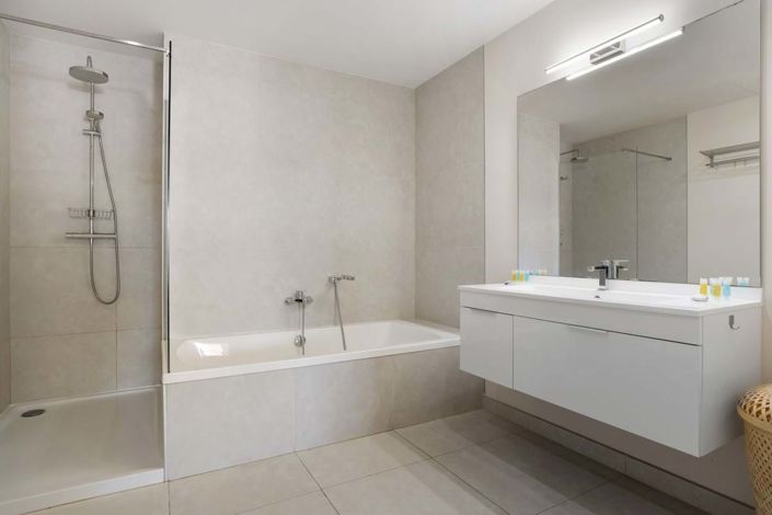 Image No.17-3 Bed Apartment for sale