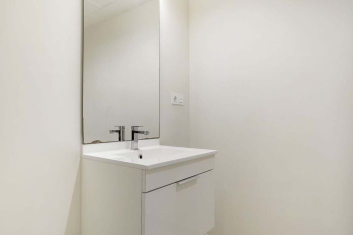 Image No.21-3 Bed Apartment for sale