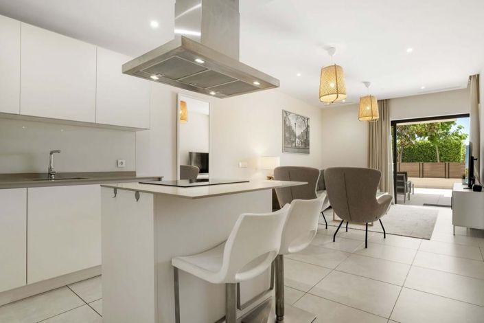 Image No.9-3 Bed Apartment for sale