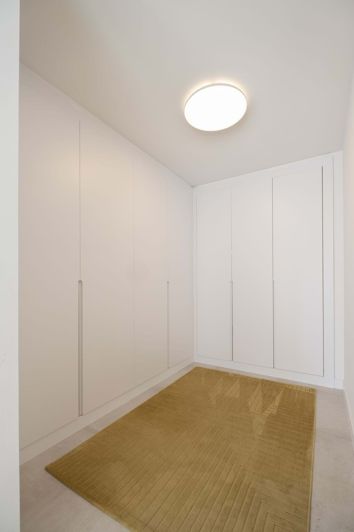 Image No.25-3 Bed Townhouse for sale