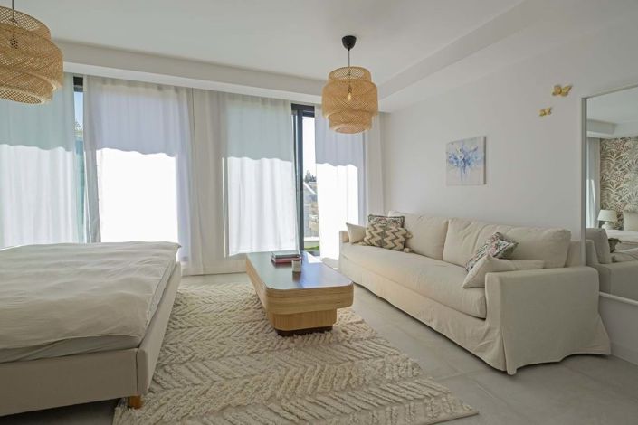 Image No.6-3 Bed Townhouse for sale