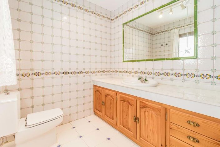 Image No.11-Villa de 3 chambres à vendre à Manilva