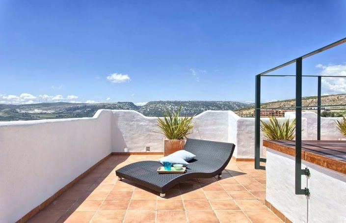 Image No.20-2 Bed Apartment for sale