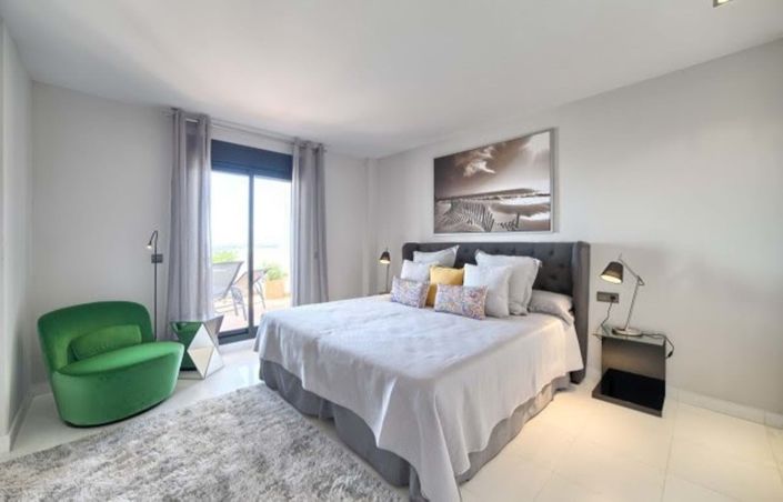 Image No.29-2 Bed Apartment for sale