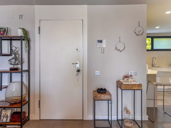 Image No.10-2 Bed Apartment for sale