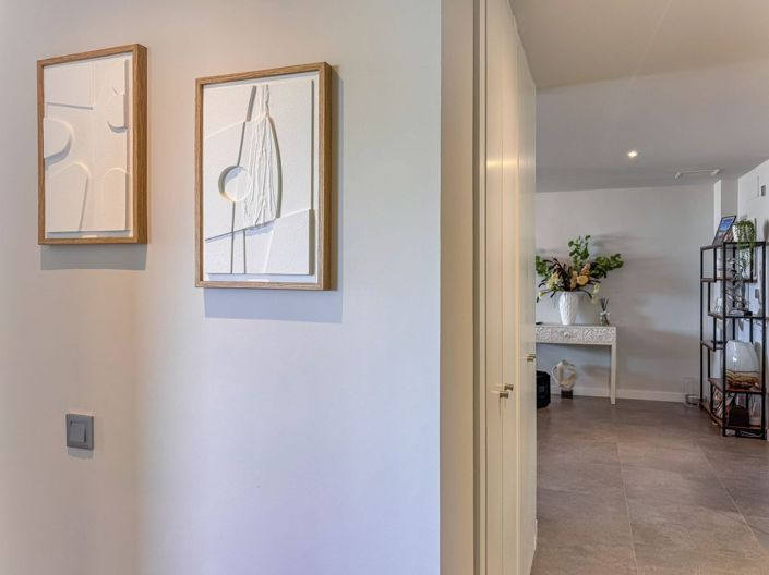 Image No.13-2 Bed Apartment for sale