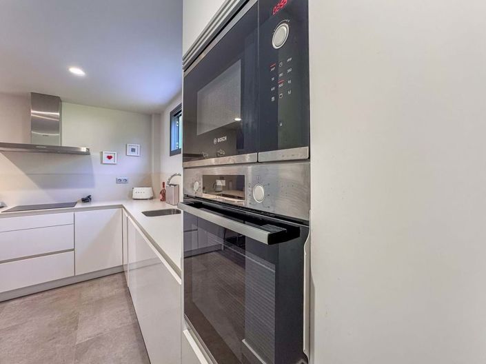 Image No.24-2 Bed Apartment for sale