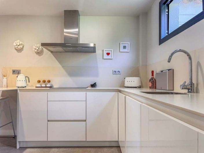 Image No.25-2 Bed Apartment for sale