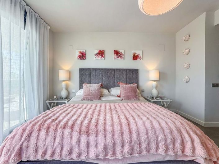 Image No.30-2 Bed Apartment for sale