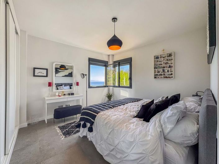 Image No.42-2 Bed Apartment for sale