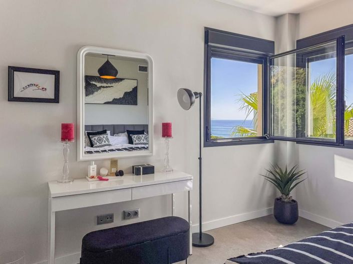 Image No.43-2 Bed Apartment for sale