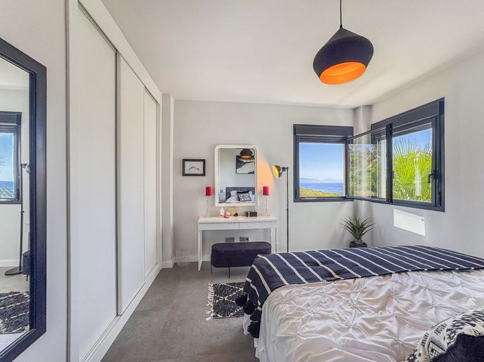 Image No.44-2 Bed Apartment for sale