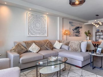 1447-631530-78d1f4f8b6655591b02d22fabb36a692d